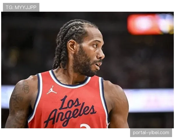 莱昂纳德打破连续20+得分队史纪录,未来续约问题受关注 莱昂纳德打破连续20+得分队史纪录,未来续约问题受关注