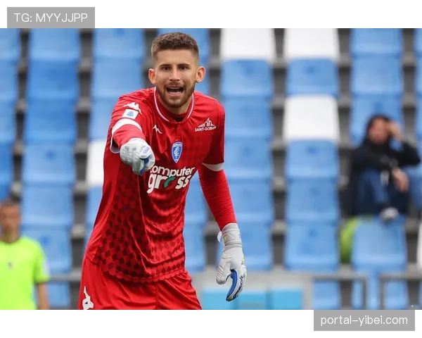 尤文国米竞逐热刺门将维卡里奥，标价超3000万欧元